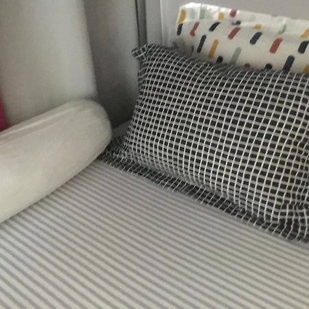 Just For Sleep-Daily Stay 20H To 10H Apres Votre Arrivee Dans Le Batiment D'Entree, Contact I'Hote Via Le Message Ici De Reservation Pour L'Enregistrement I'Entree Dans La Propriete Sans I'Approbation Est Interdite-Resevation D'Un Tiers Est Inaccepta Бобини Екстериор снимка