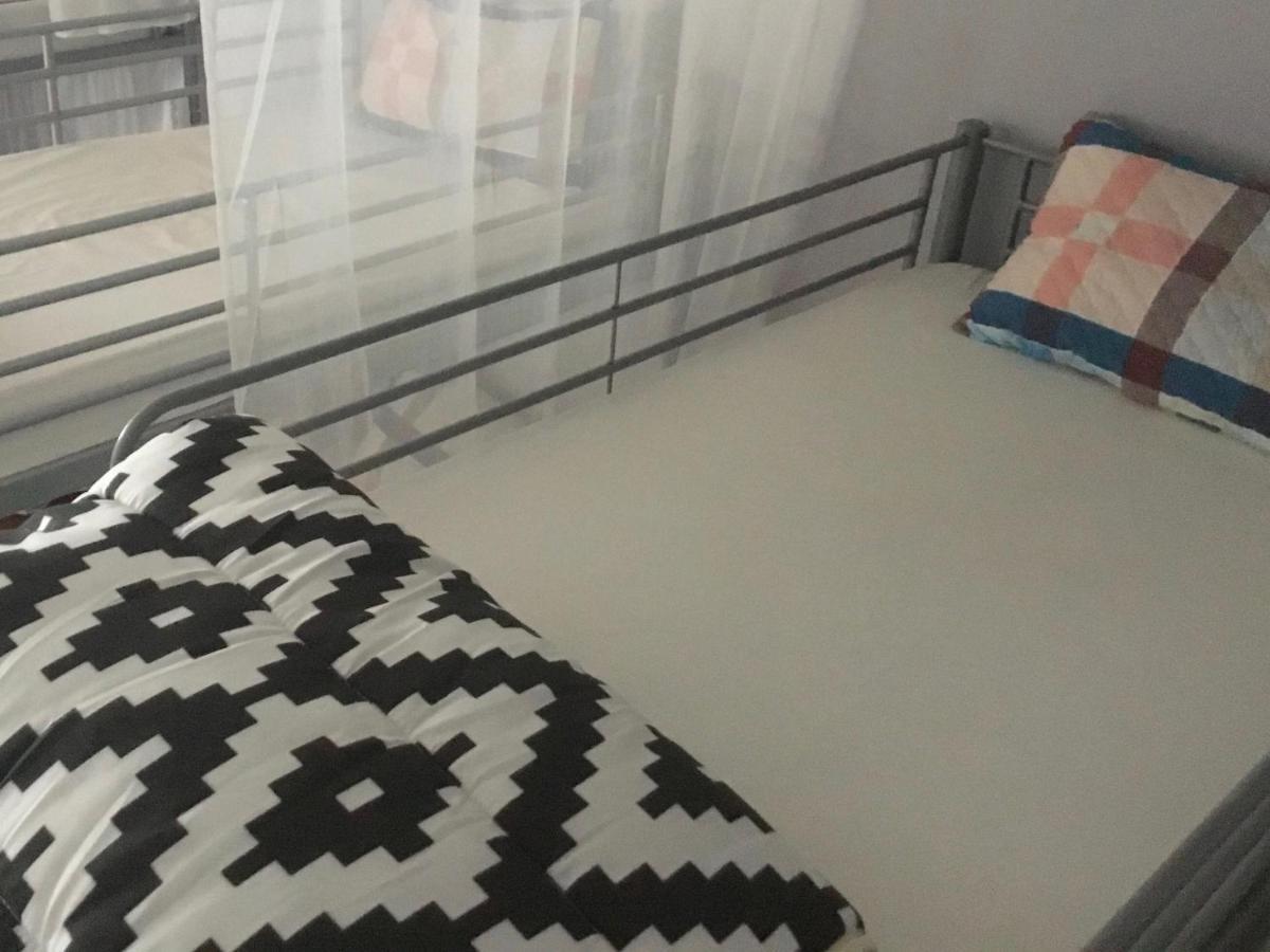 Just For Sleep-Daily Stay 20H To 10H Apres Votre Arrivee Dans Le Batiment D'Entree, Contact I'Hote Via Le Message Ici De Reservation Pour L'Enregistrement I'Entree Dans La Propriete Sans I'Approbation Est Interdite-Resevation D'Un Tiers Est Inaccepta Бобини Екстериор снимка