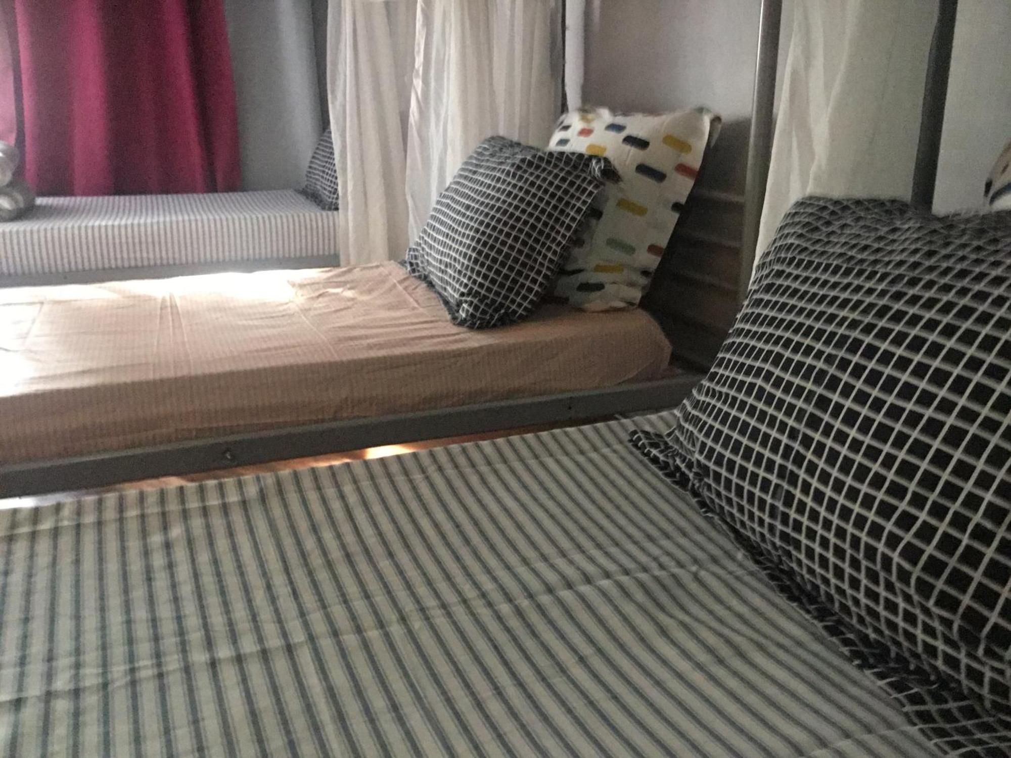 Just For Sleep-Daily Stay 20H To 10H Apres Votre Arrivee Dans Le Batiment D'Entree, Contact I'Hote Via Le Message Ici De Reservation Pour L'Enregistrement I'Entree Dans La Propriete Sans I'Approbation Est Interdite-Resevation D'Un Tiers Est Inaccepta Бобини Екстериор снимка