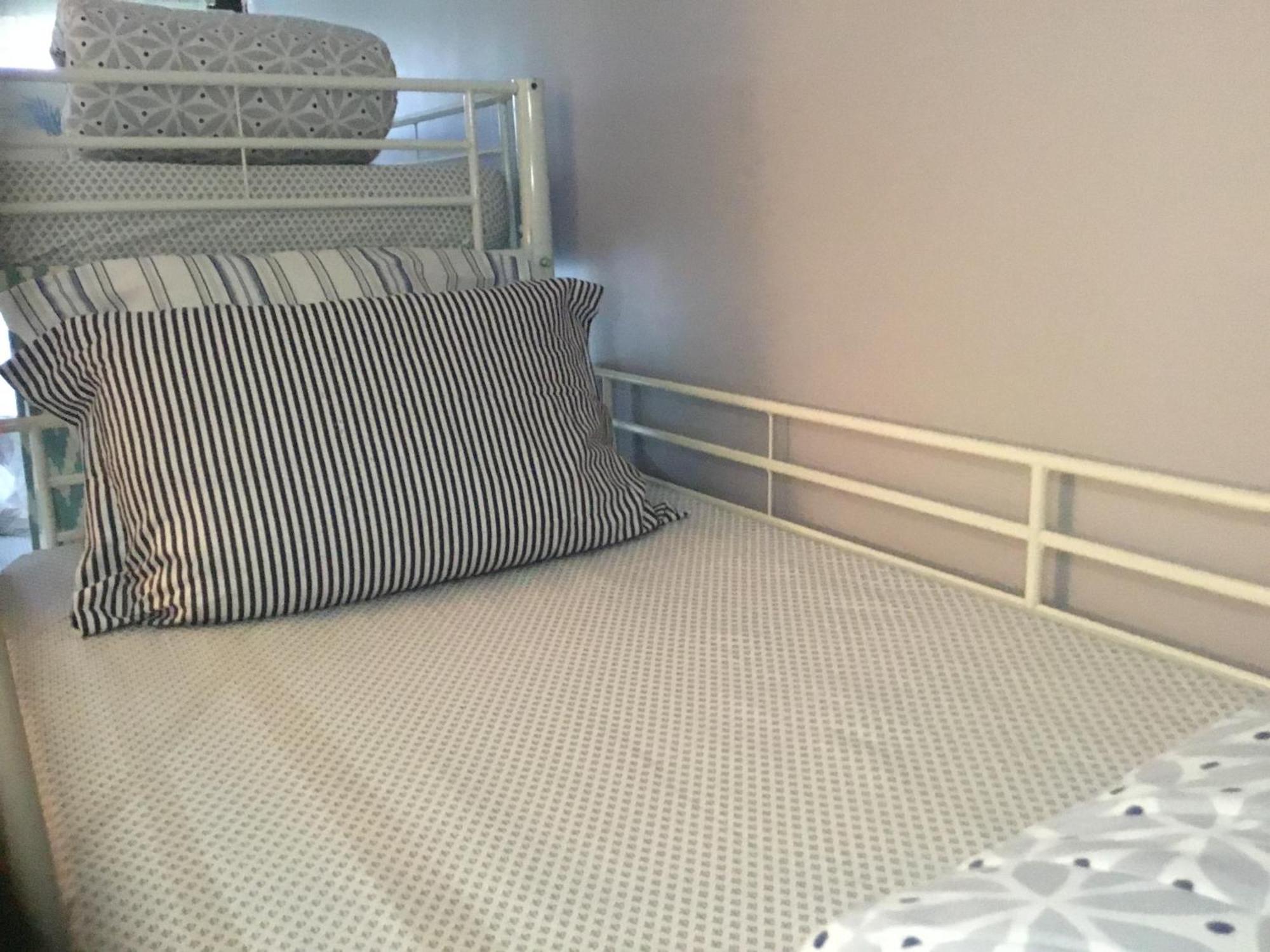 Just For Sleep-Daily Stay 20H To 10H Apres Votre Arrivee Dans Le Batiment D'Entree, Contact I'Hote Via Le Message Ici De Reservation Pour L'Enregistrement I'Entree Dans La Propriete Sans I'Approbation Est Interdite-Resevation D'Un Tiers Est Inaccepta Бобини Екстериор снимка